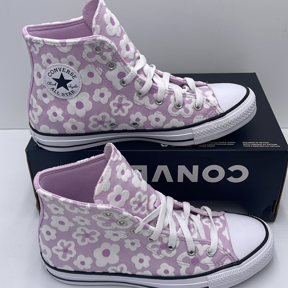 Converse WMNS A08118F
CTAS HI
STARDUST LILAC/GRAPE FIZZ.Sneakers Chuck Taylor Al - Picture 2 of 16